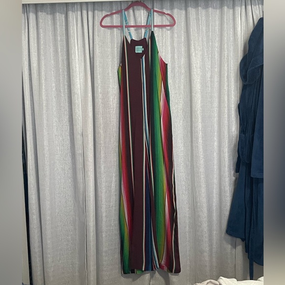 Basically this is an every color jumpsuit - Picture 1 of 3